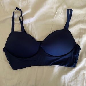 Navy blue Victoria’s secret bra